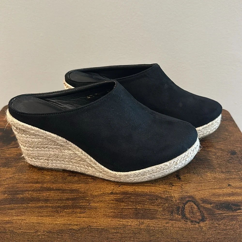 Black Faux Suede wedges